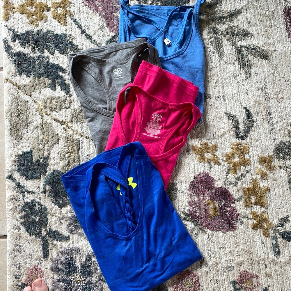Lot of work out tanks, size small and medium